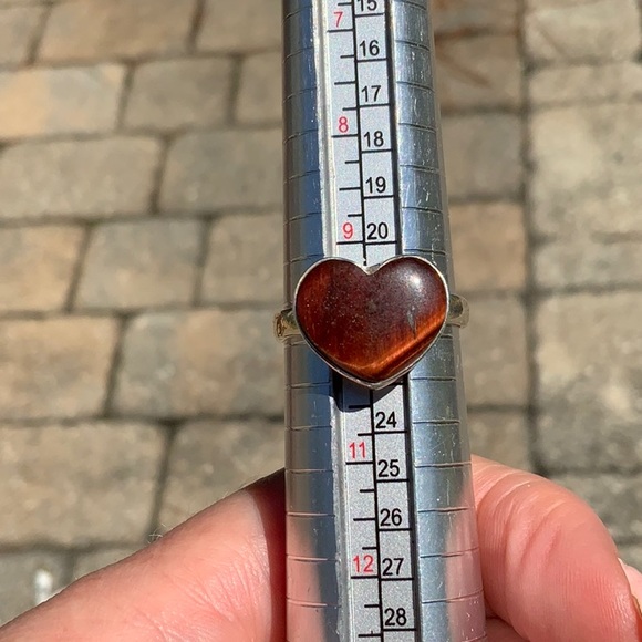 NATURAL RED TIGERS EYE HEART 925 STERLING SILVER RING, SIZE 10 - Picture 8 of 9